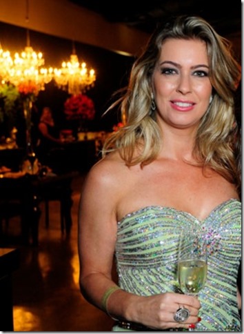 ZoomVIP-Gabriela-10697